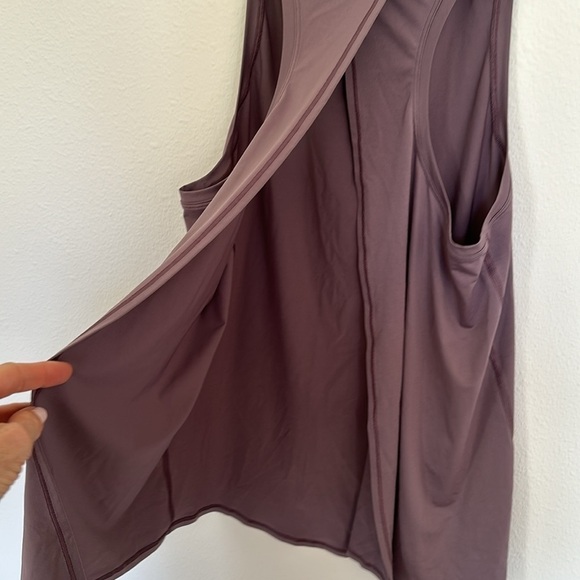 Lululemon All Tied Up Tank *No-stink Zinc
Frosted Mulberry size 4 - Picture 5 of 7